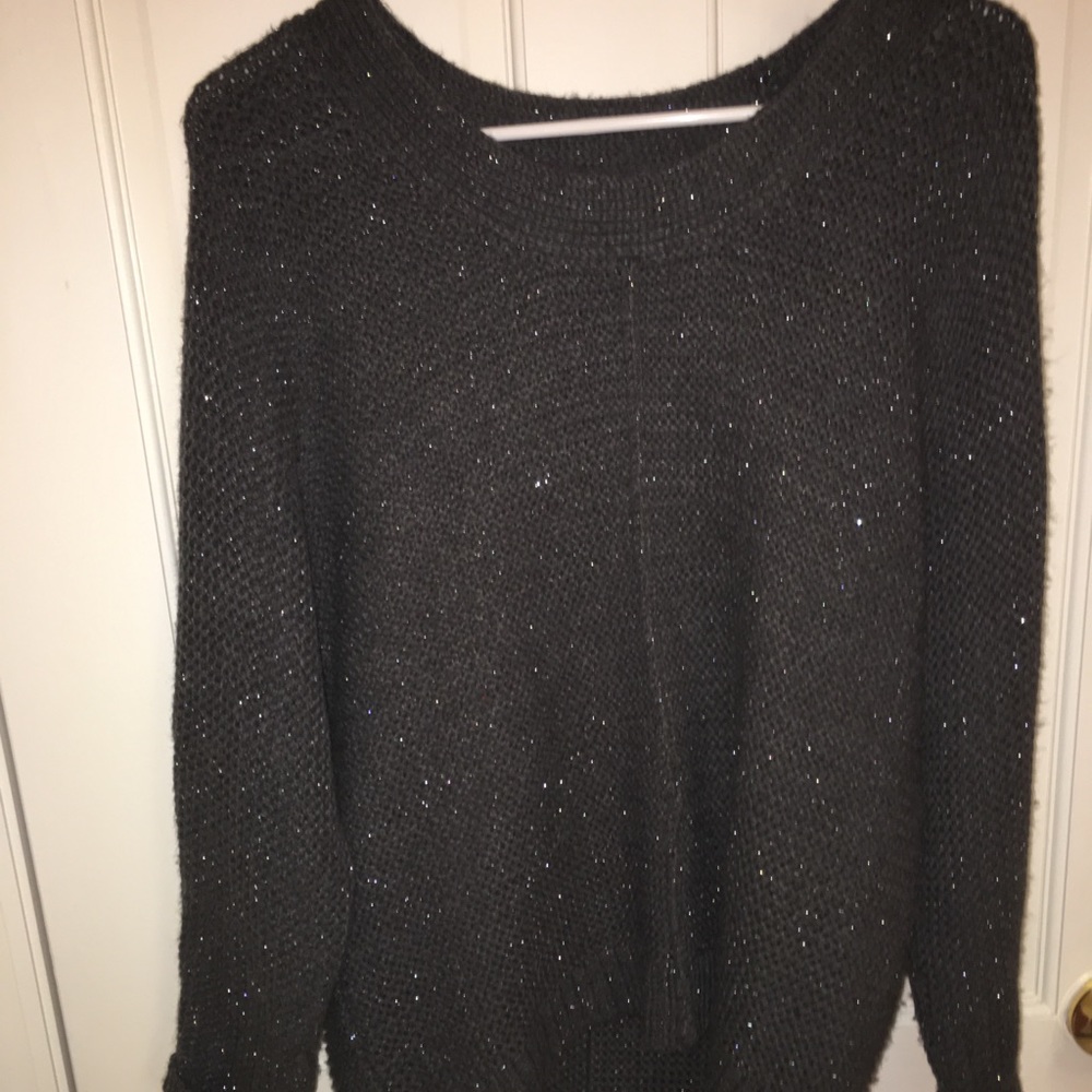 Oversized knitted sweater